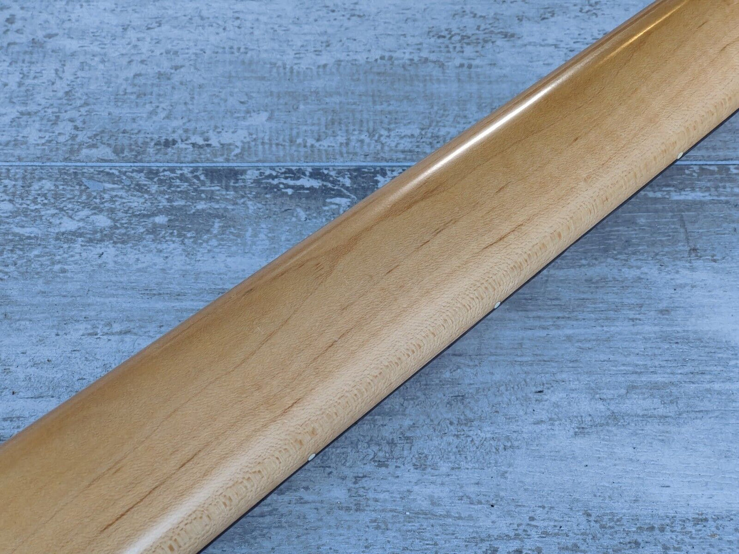 1992 Fender Japan Jazz Bass Standard (Lake Placid Blue)