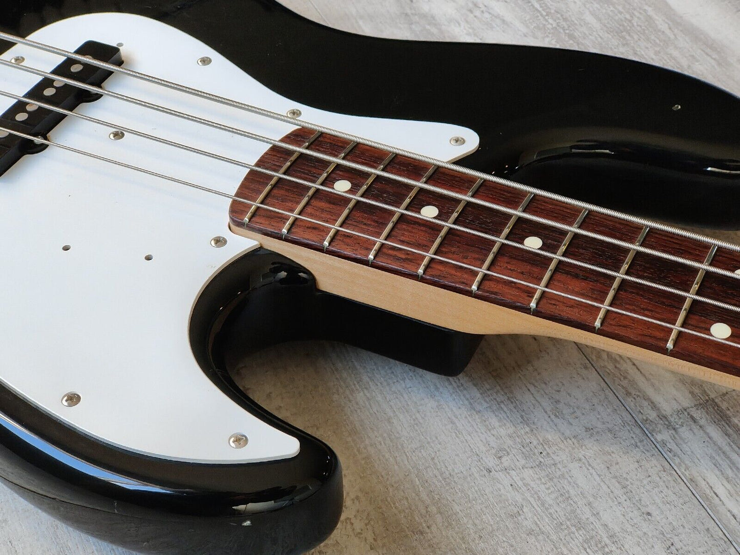 1991 Fender Japan Jazz Bass Standard (Black)