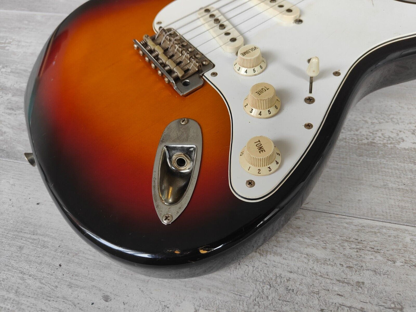 1999 Fender Japan ST62-58US '62 Reissue Stratocaster w/US Pickups (Sunburst)