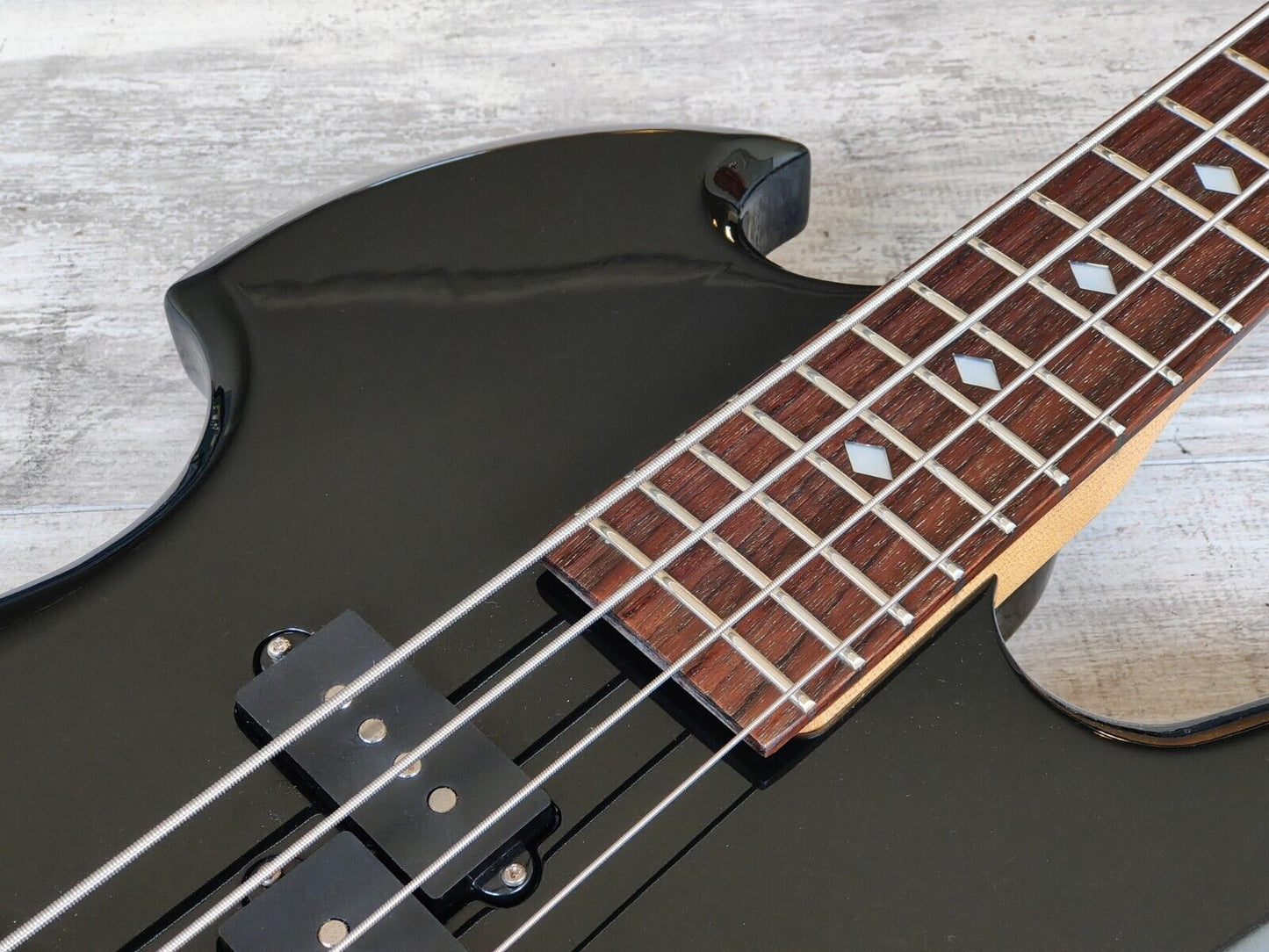 2000's BC Rich Mockingbird Bass (Black)