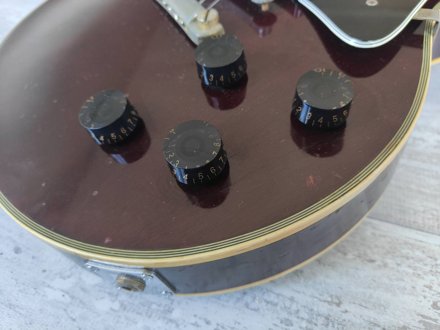 1979 Tokai Japan LC-100 Les Paul Custom (Wine Red)