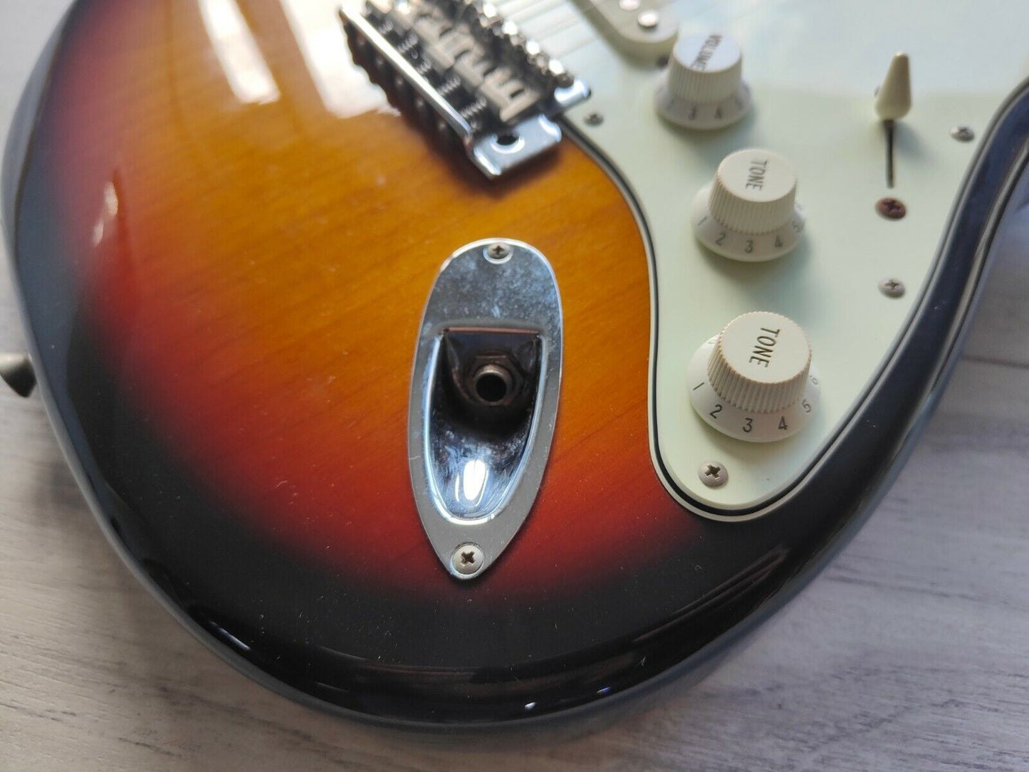 2012 Cool Z (Fujigen Japan) ZST-1R Stratocaster (Sunburst)