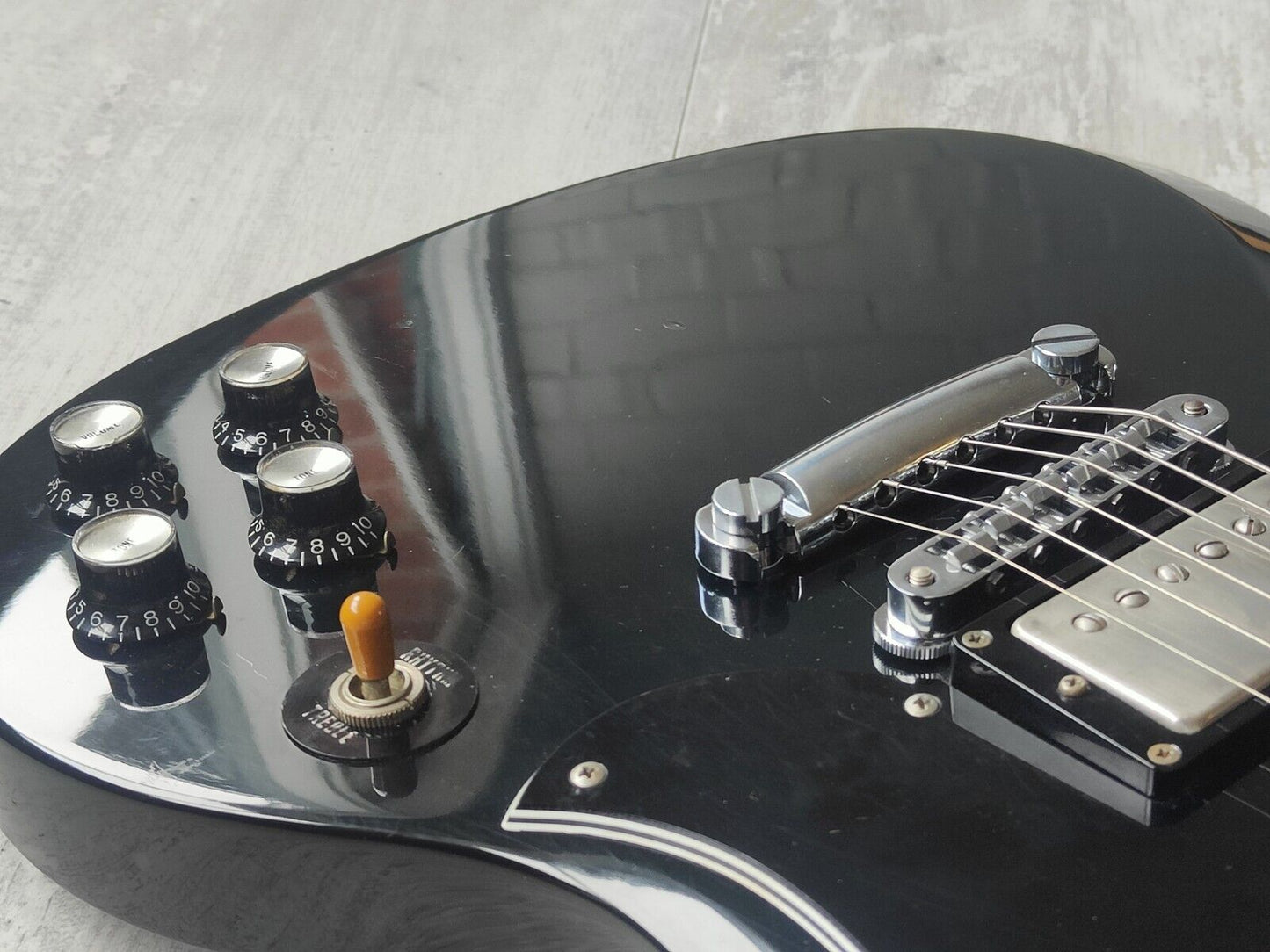 1990 Greco Japan SS-600P2 SG Double Cutaway (Black)