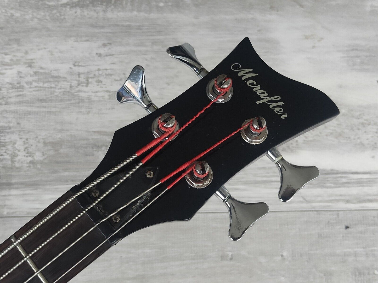 M.Crafter Violin Beatle Bass