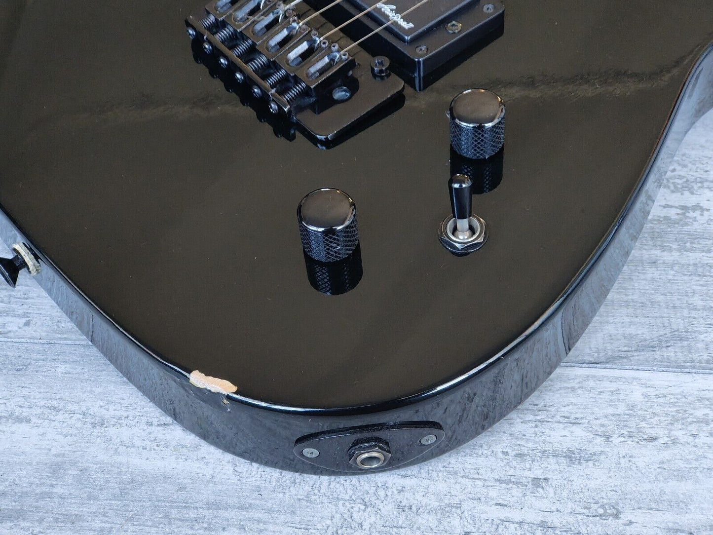 1988 Aria Pro II XR Series XR-ST-2 Dinky Style Superstrat (Black)