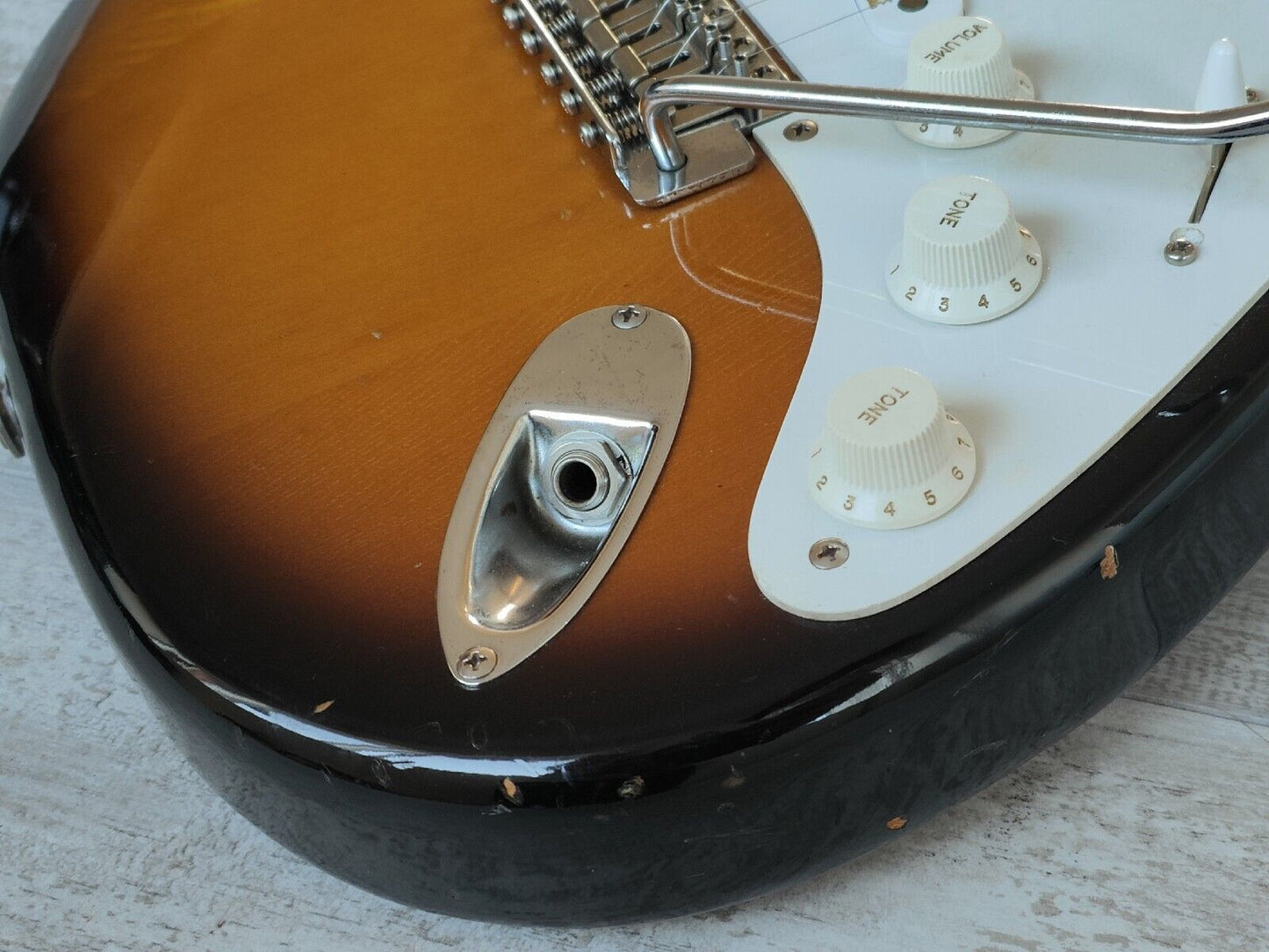 1978 Aria Pro II Japan ST-500 Strikin' Sound Stratocaster (Brown Sunburst)