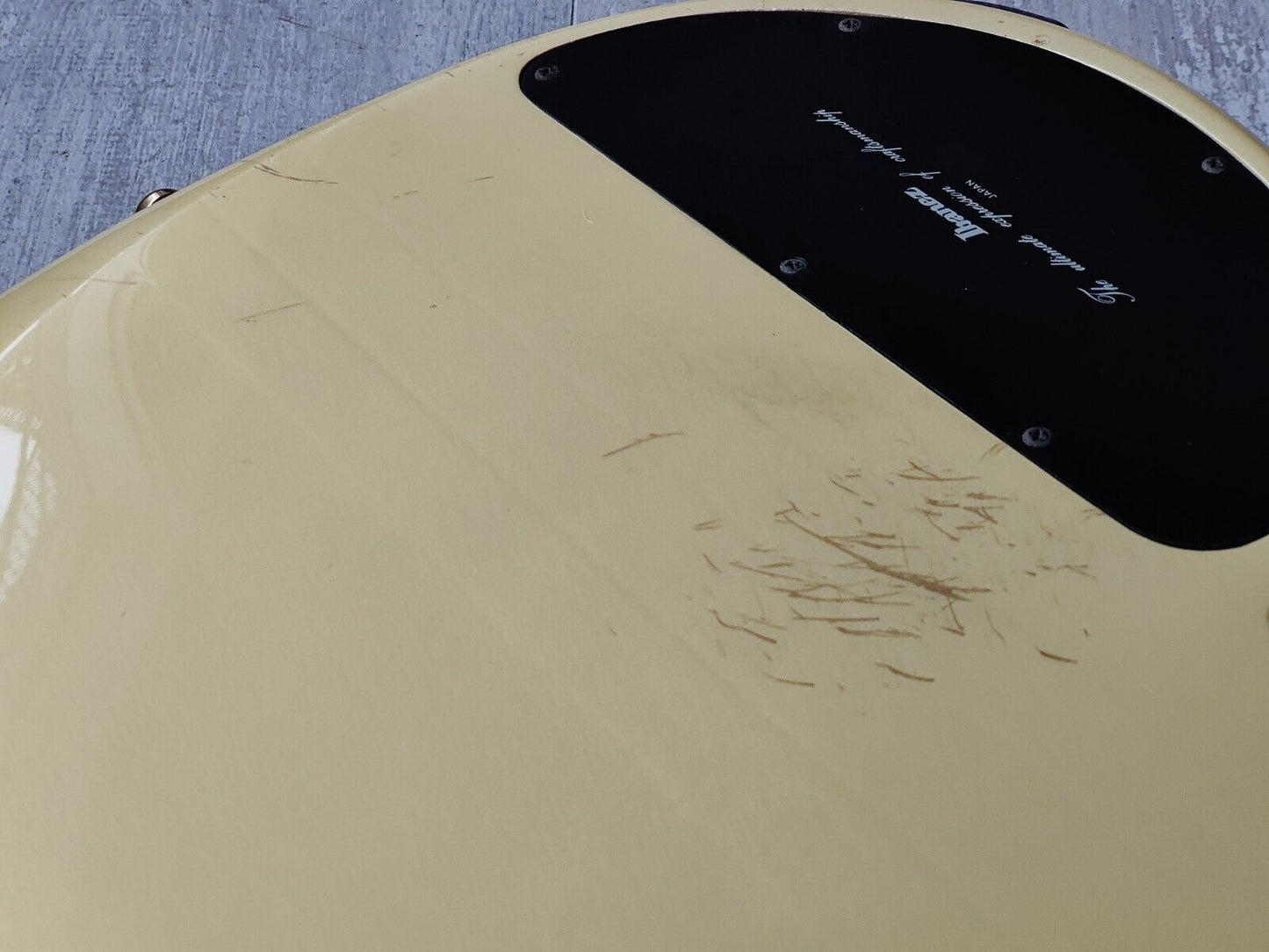 1984 Ibanez Japan MC924 Musician Series Fretless Bass Guitar (Pearl White)