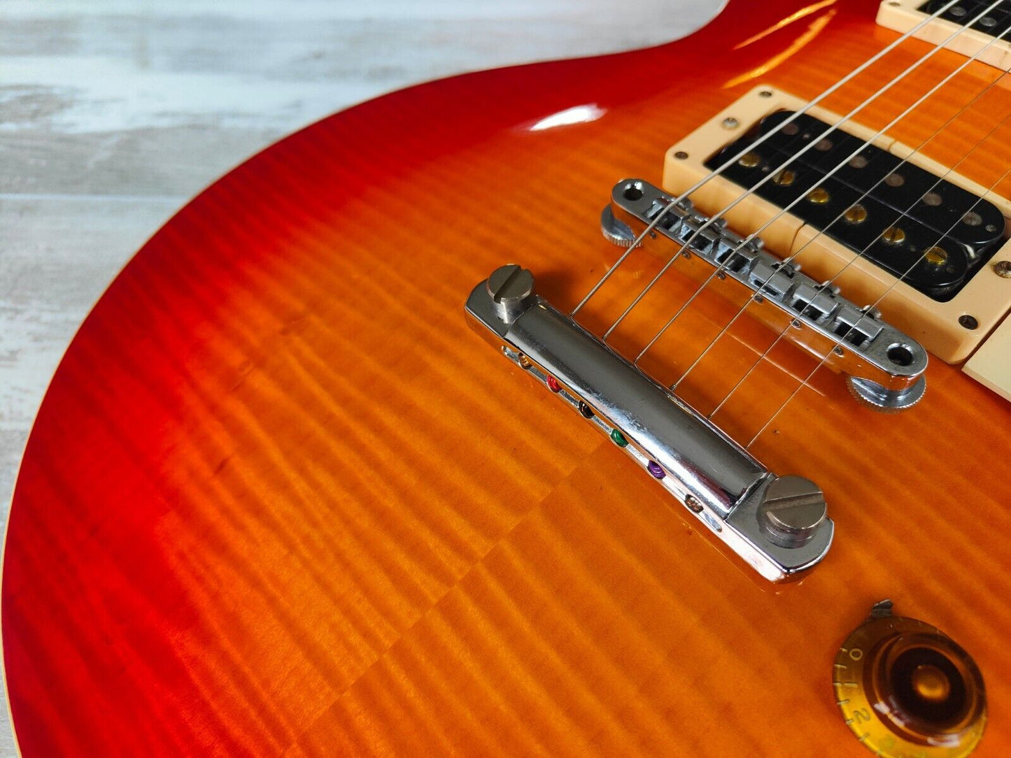 1985 Grandy (By Tokai) Japan Love Rock GLS-65 Les Paul (Sunburst)