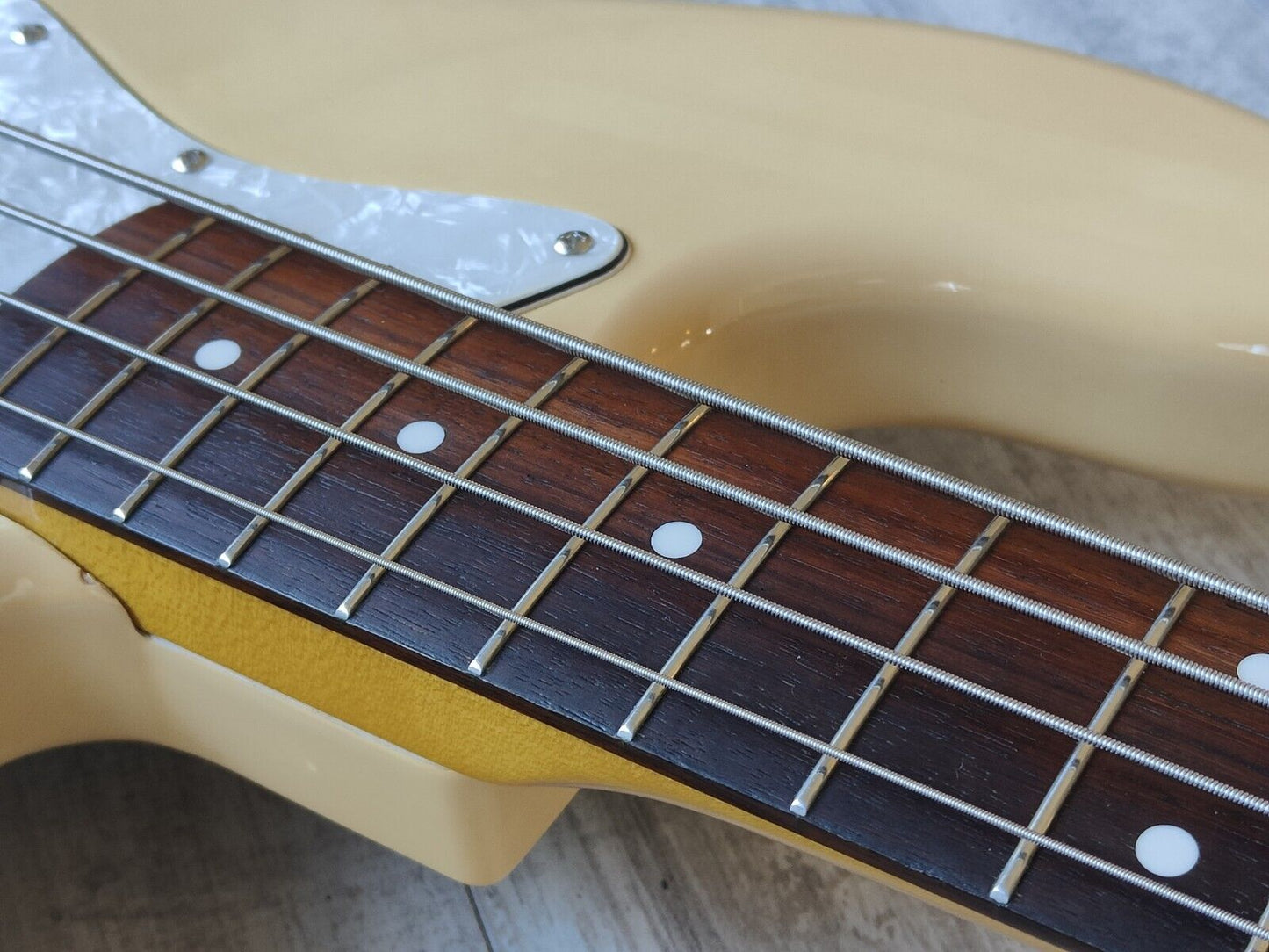1999 Fender Japan (by Tokai) JB62-58 '62 Reissue Jazz Bass (Vintage White)