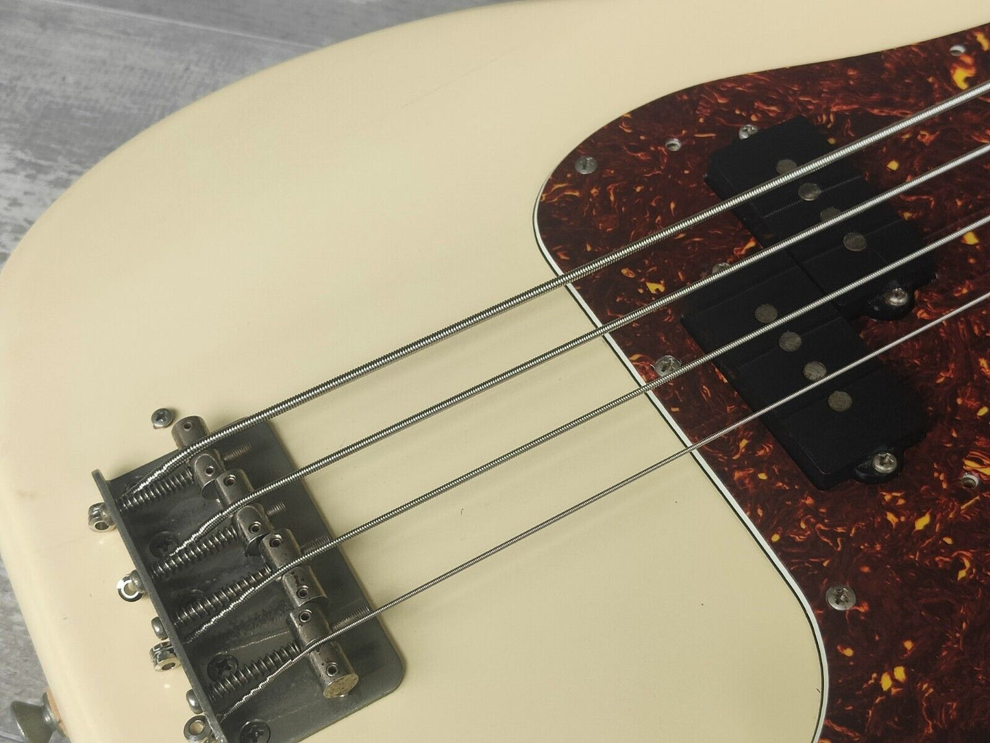 1980's Fresher Japan "Personal Bass" Precision Bass (Vintage White)