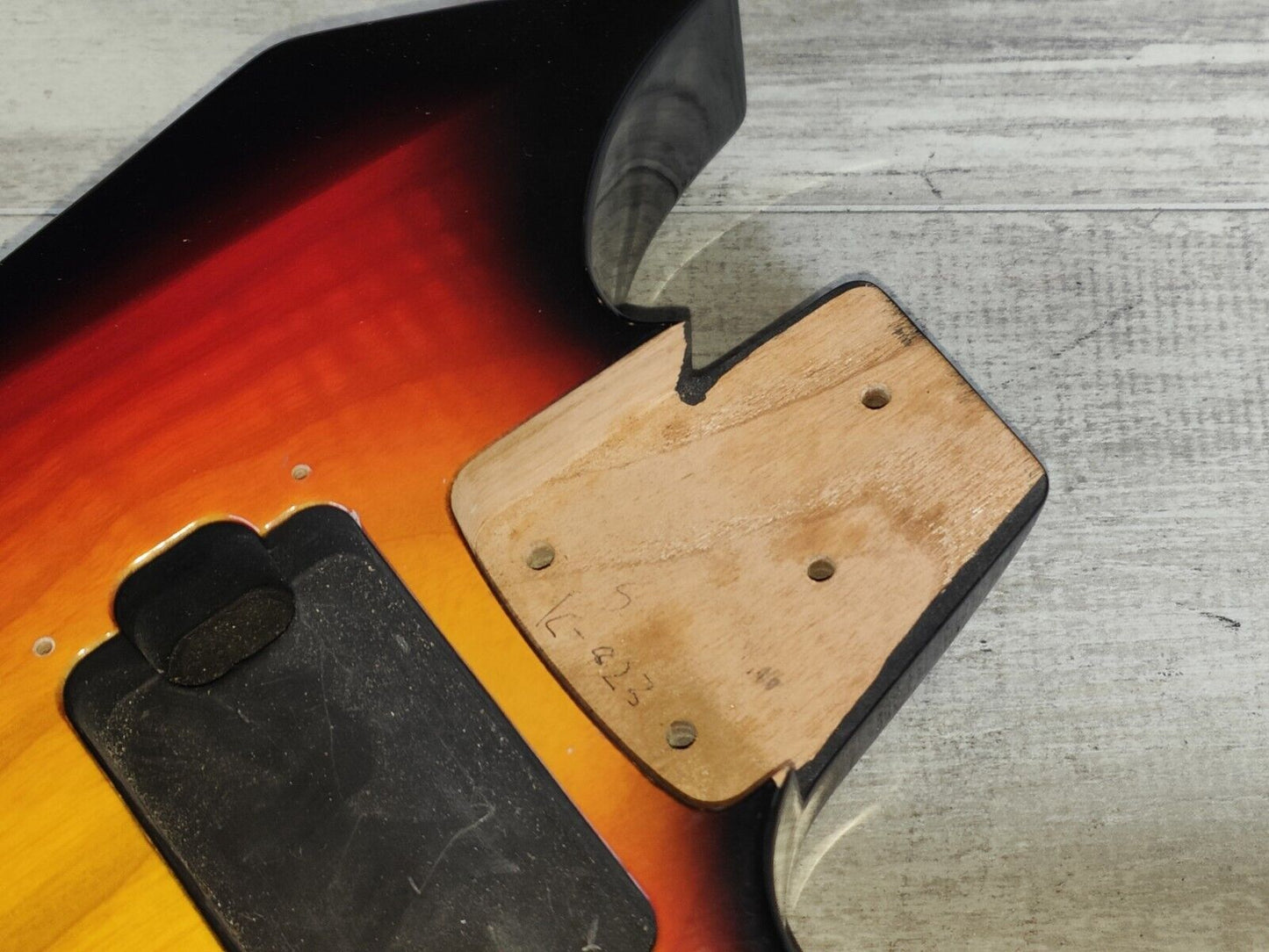 Killer Japan KG-Exploder Explorer Style Neck/Body (Sunburst)