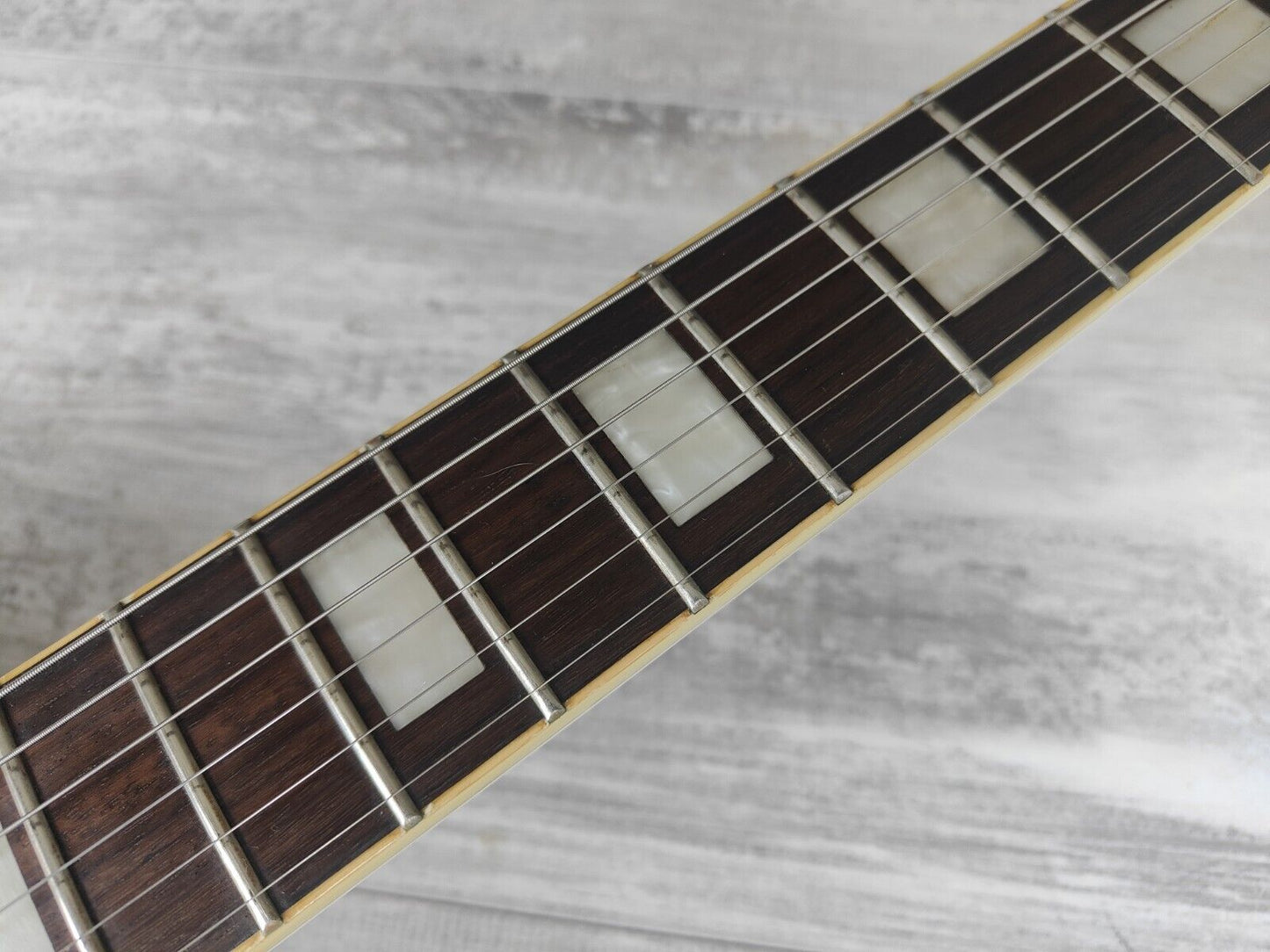 2015 Epiphone Les Paul Custom Pro (Alpine White)
