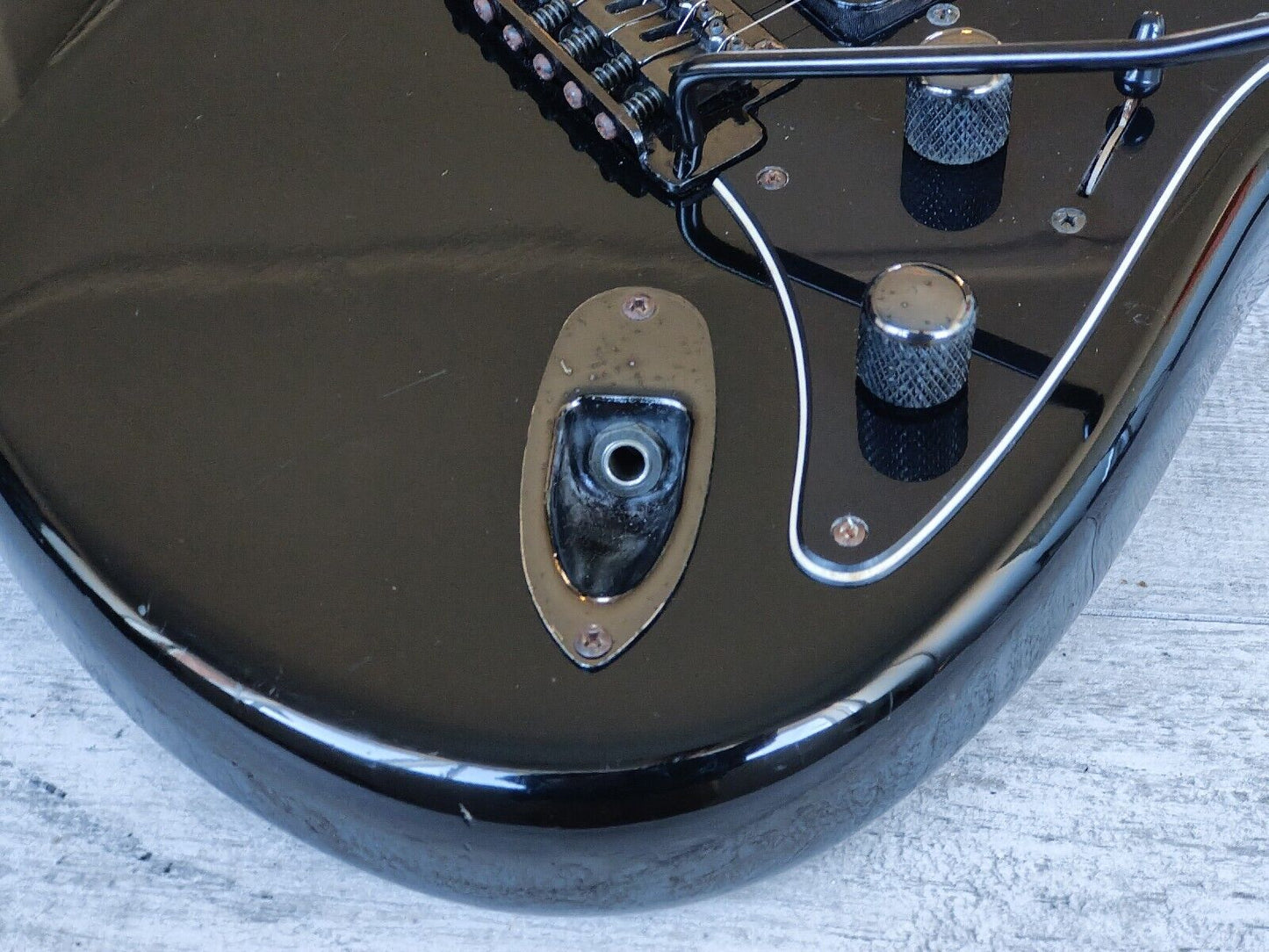 1989 Yamaha Japan MG111R HSS 26 Fret Electric Guitar (Black)