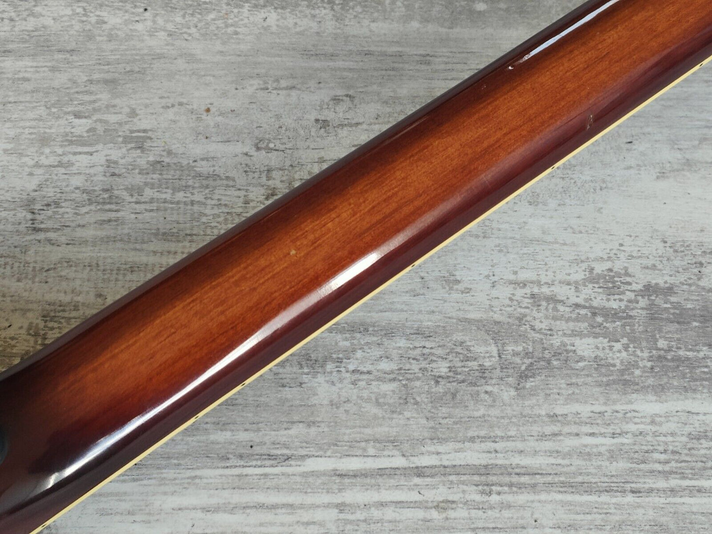 1970's Triumph Japan Violin Beatle Bass (Brown Sunburst)