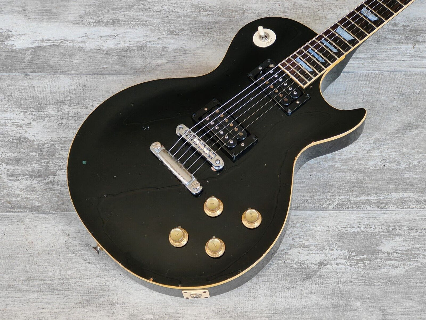 1975 Greco EG-700 Les Paul Standard (Black)
