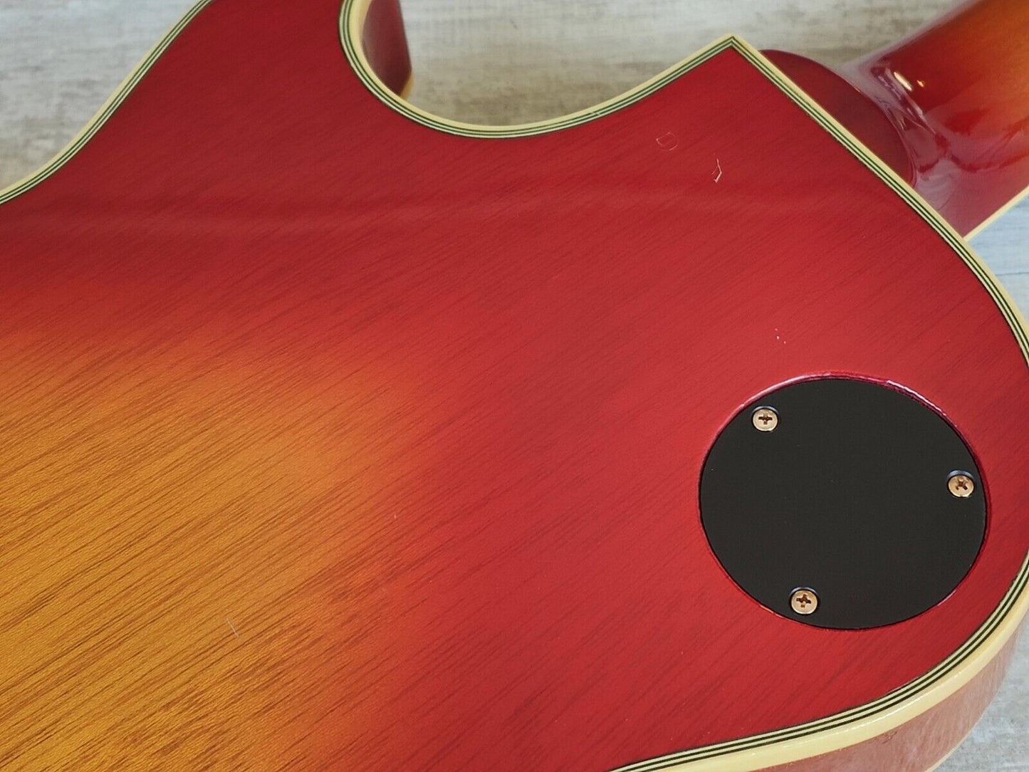 1982 Greco Japan EG-600P Super Power Les Paul Custom 3PU (Cherry Sunburst)