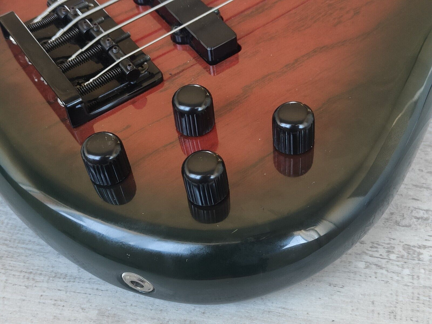 1993 Ibanez Japan SR-600 SDGR Soundgear Bass (Walnut Sunburst)