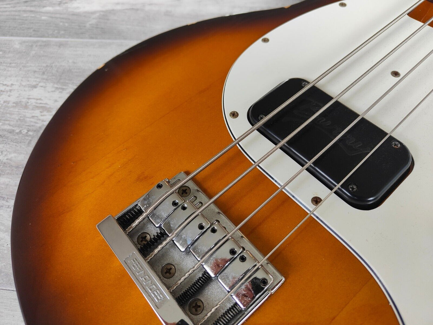 1997 Burny (Fernandes) Japan LSB-65 Les Paul Bass (Tobacco Sunburst)