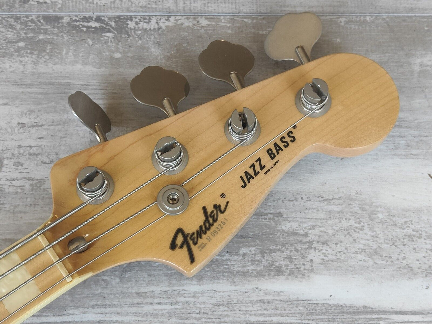 2004 Fender Japan JB75 '75 Reissue Jazz Bass (Light Amber Sunburst)