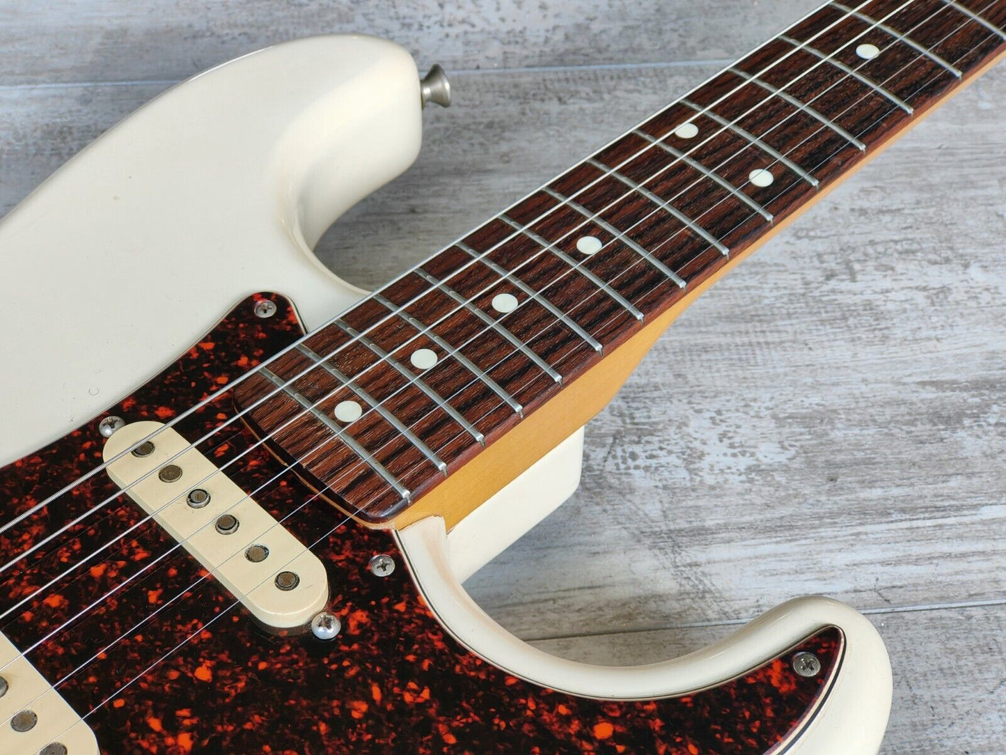 1995 Fender Japan ST62-70 '62 Reissue Stratocaster w/USA Pickups (Olympic White)