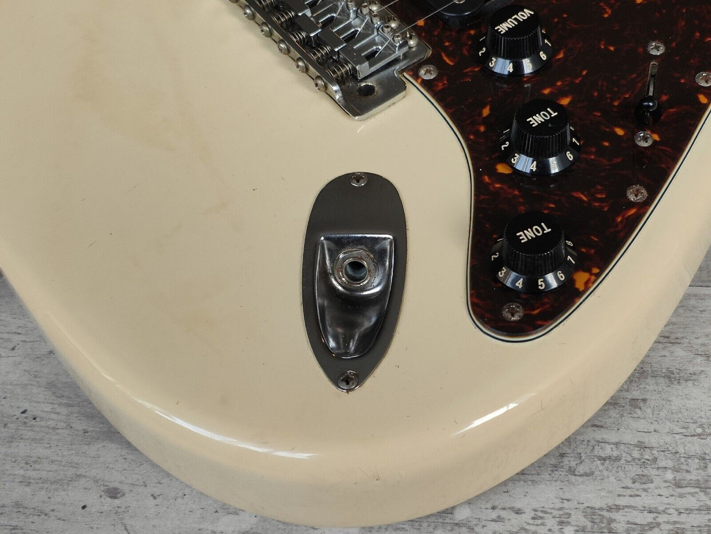 2004 Fender Japan ST72-58US '72 Reissue Stratocaster (Vintage White)