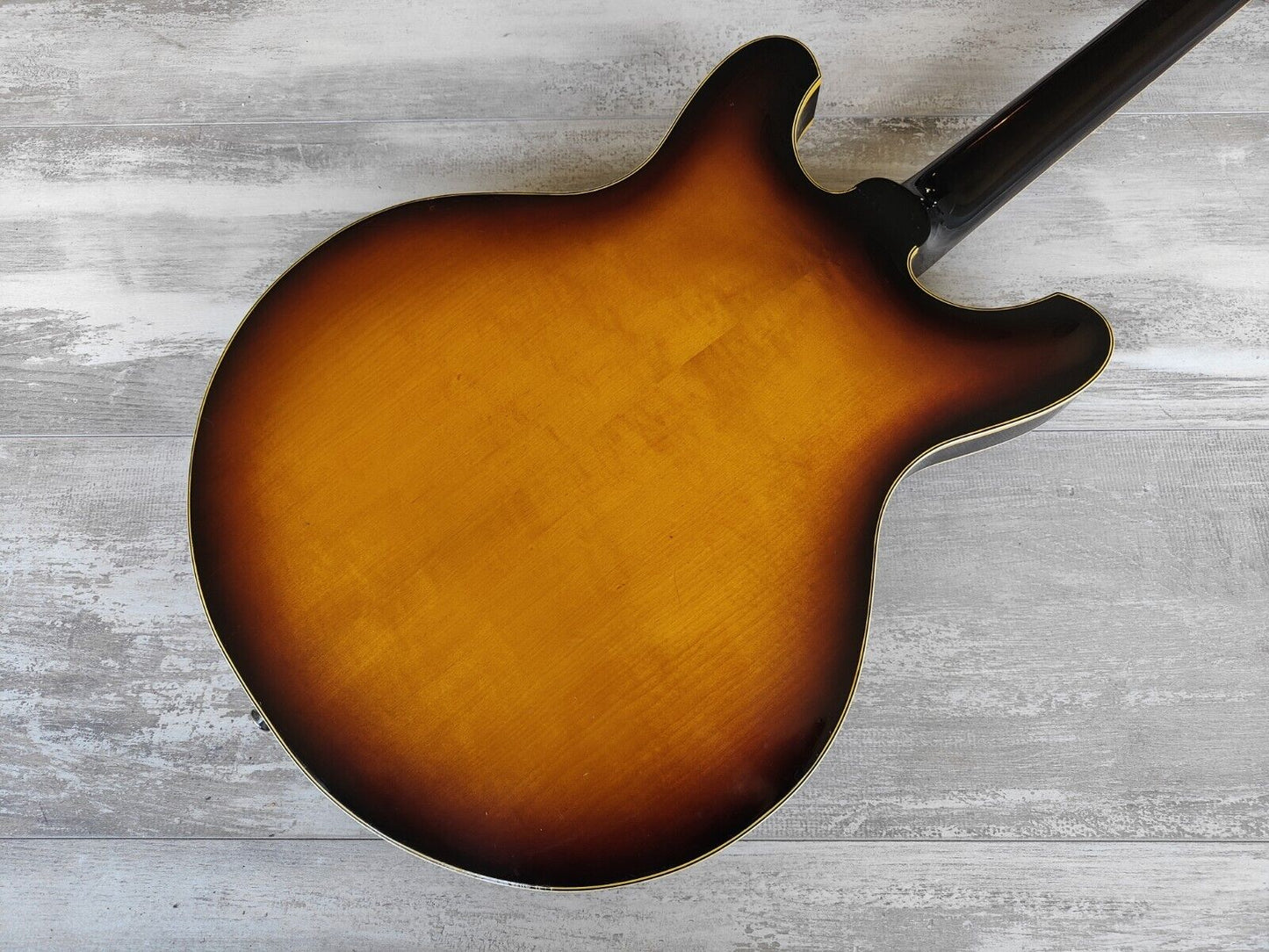 1968 Yamaha SA-70 Hollowbody Short Scale Bass (Sunburst)