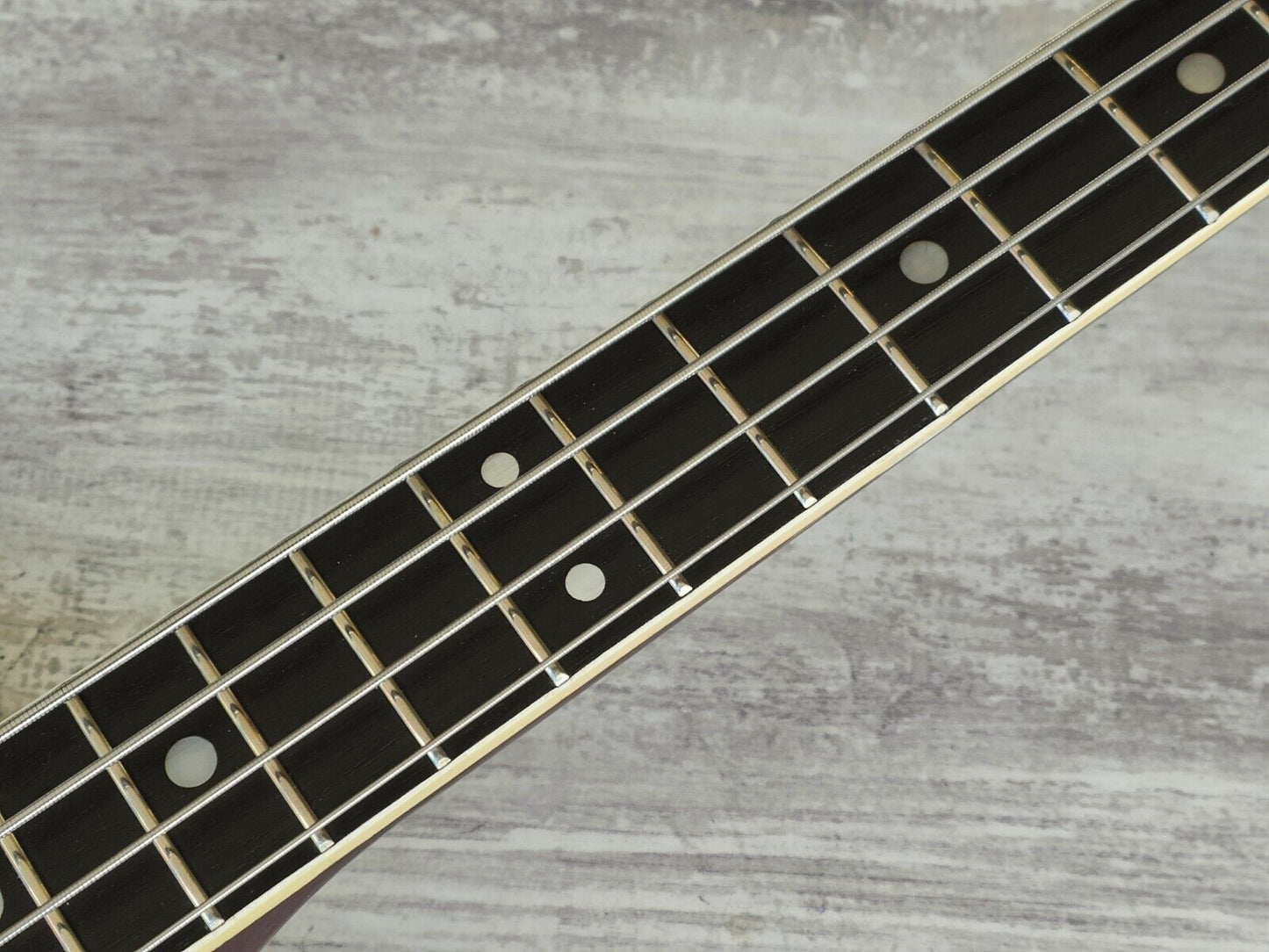 1970's Triumph Japan Violin Beatle Bass (Brown Sunburst)