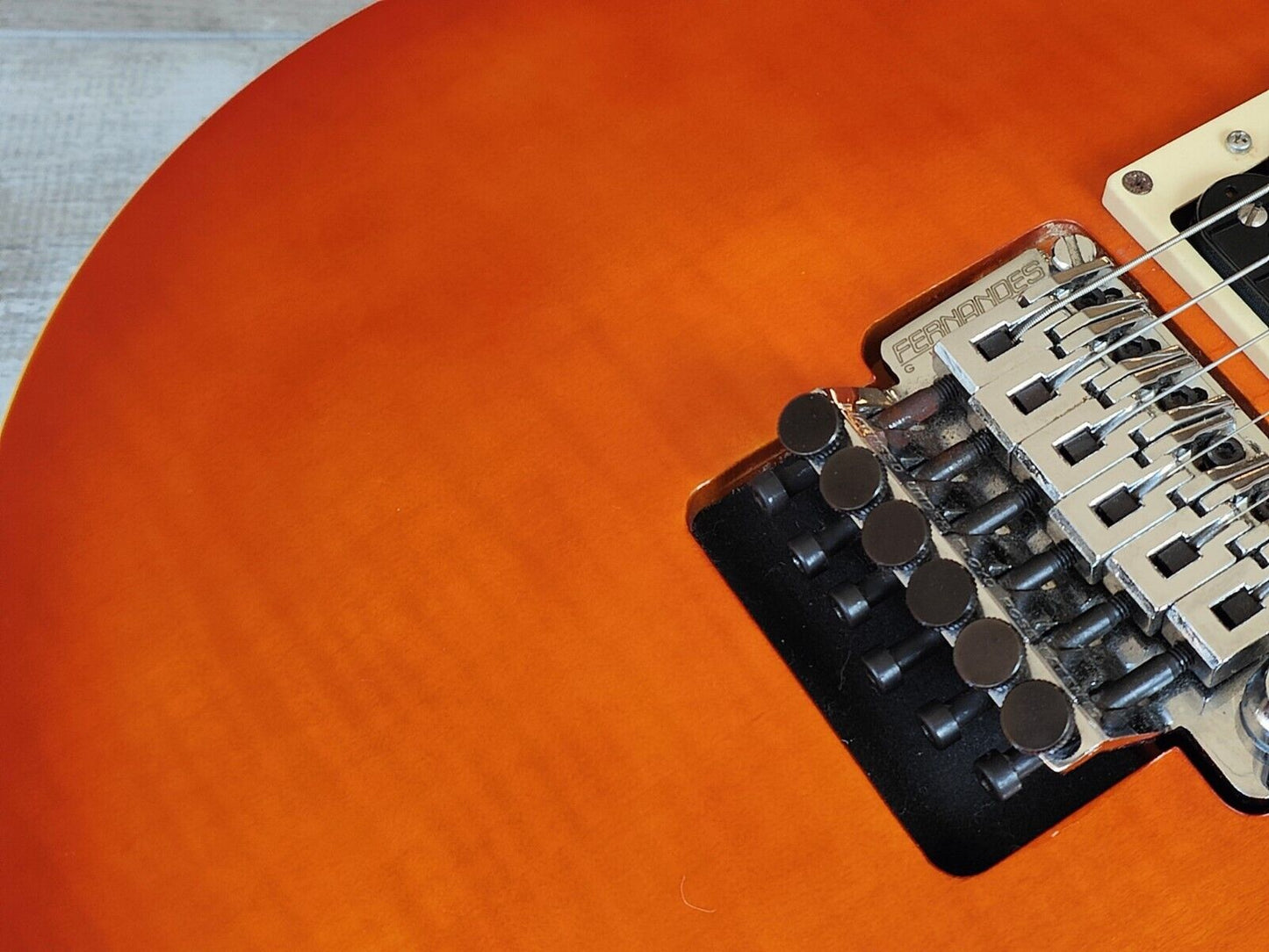 2001 Burny RLG-75S Les Paul Standard w/Floyd Rose & Sustainer (Orange Burst)