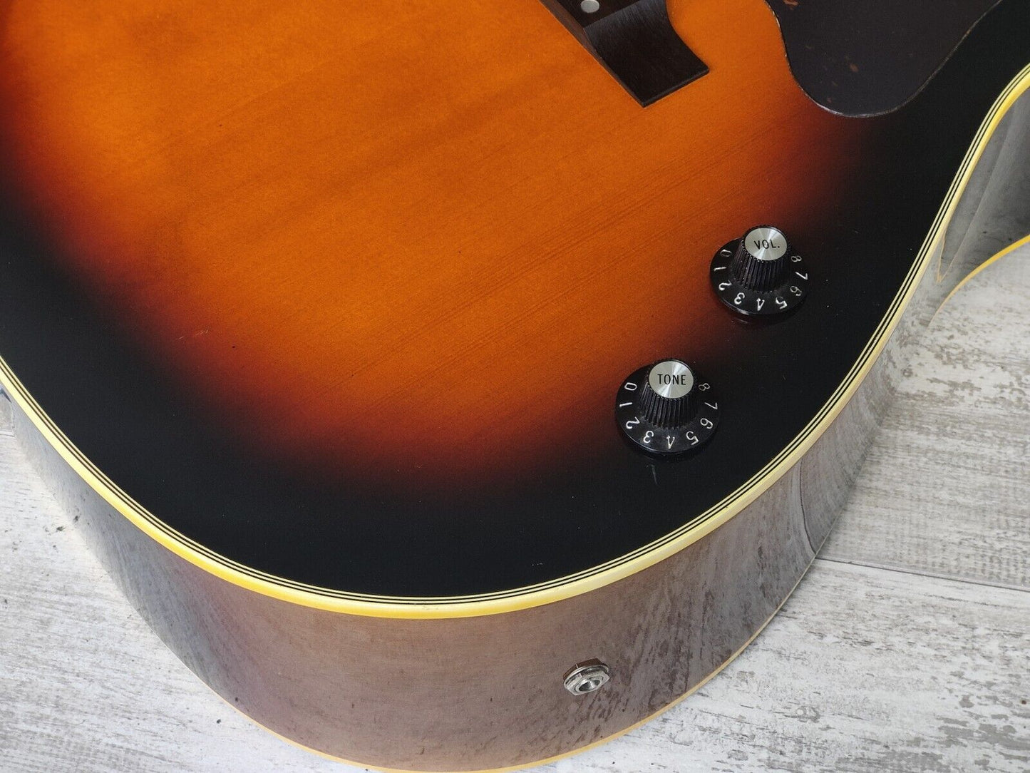 1981 Greco Japan W-404BSE Acoustic Guitar w/P90 Pickup (Brown Sunburst)