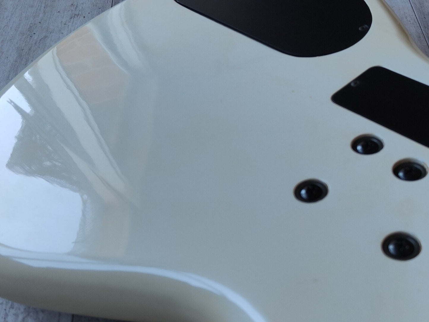 1998 Aria Pro II IGB-50 Integra Series Active Bass (Aged White)
