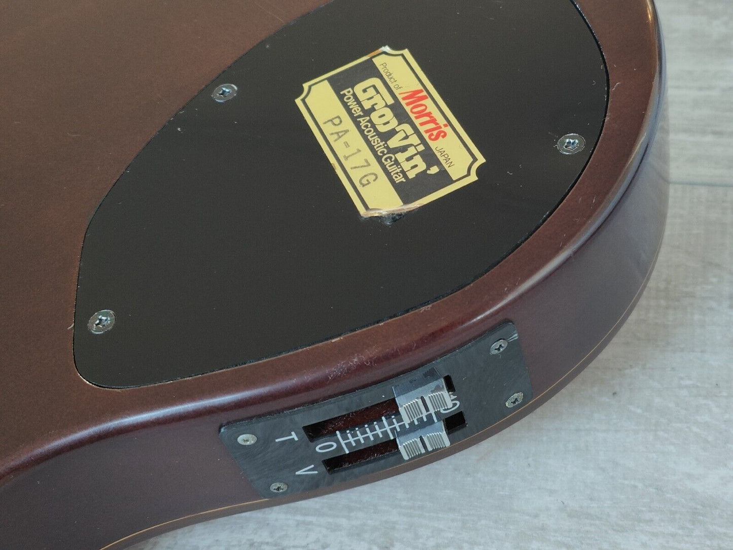 Morris Japan Groovin' PA-17G Nylon String Acoustic w/Preamp