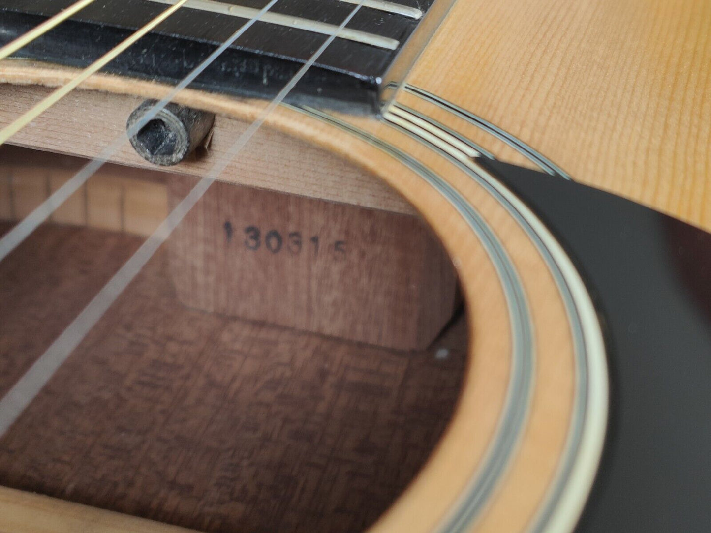 1970's Yamaki YF-15 Japanese Vintage Acoustic Guitar (Natural)