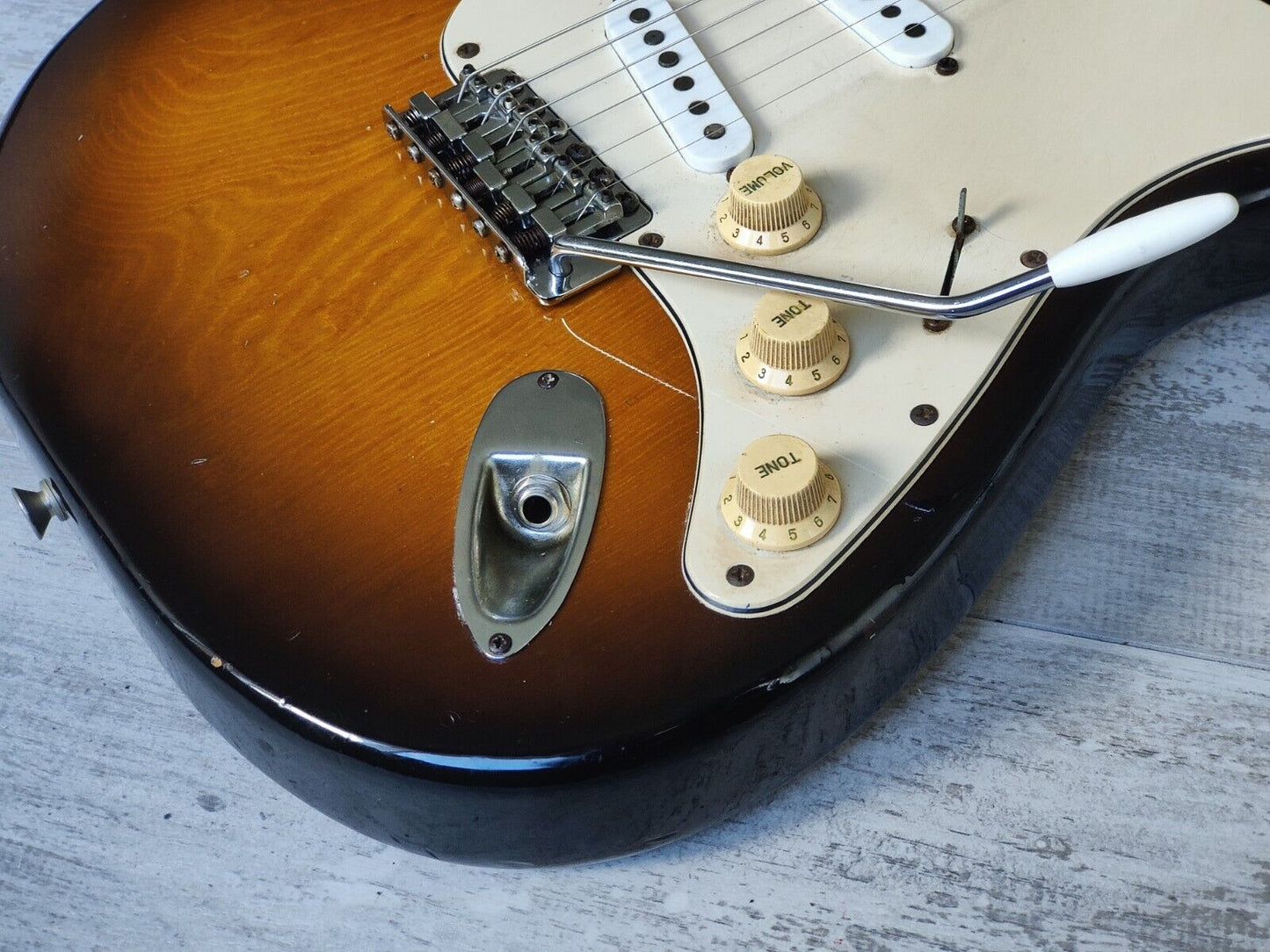 1977 Navigator (by ESP Japan) Esparto SP-01 Stratocaster (Brown Sunburst)