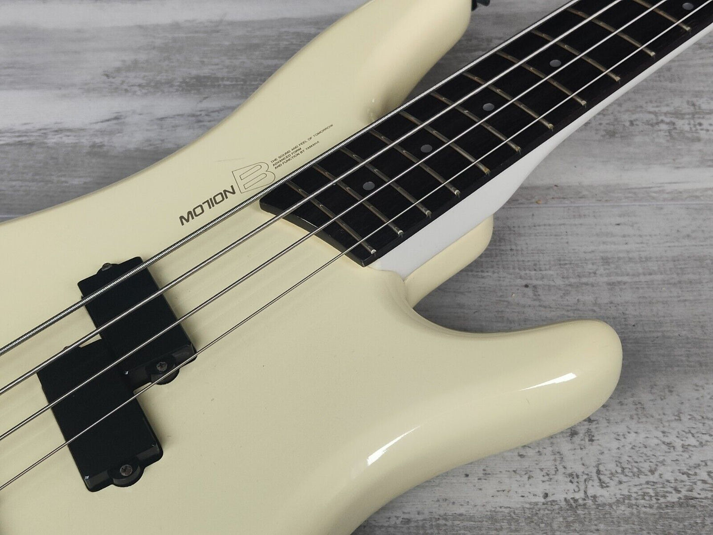 1990's Yamaha Japan Motion B Series Bass (Aged White)