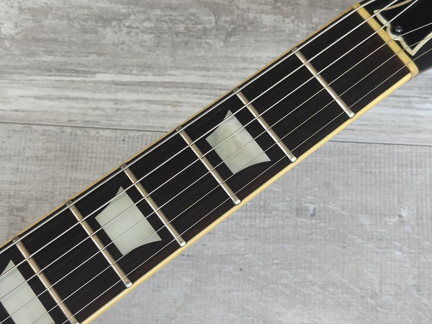 1970's Camel Japan Les Paul Standard (Cherry Sunburst)