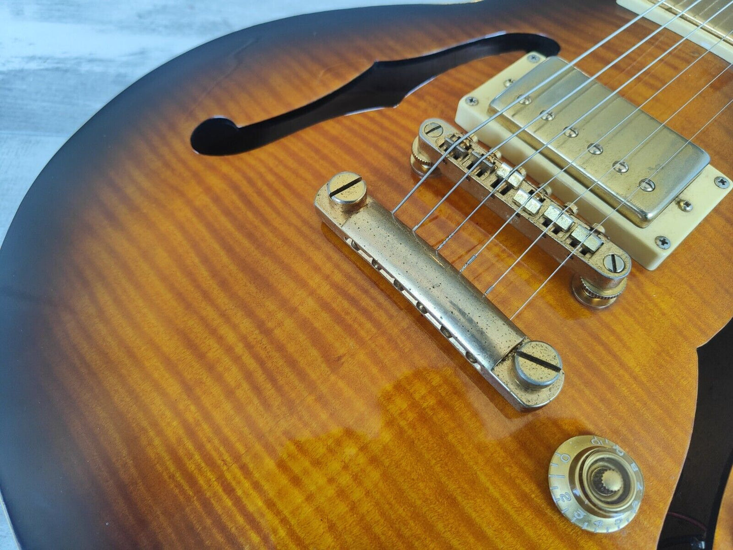 2001 Epiphone Limited Edition ES-PRO Semi Hollowbody Les Paul (Brown Sunburst)