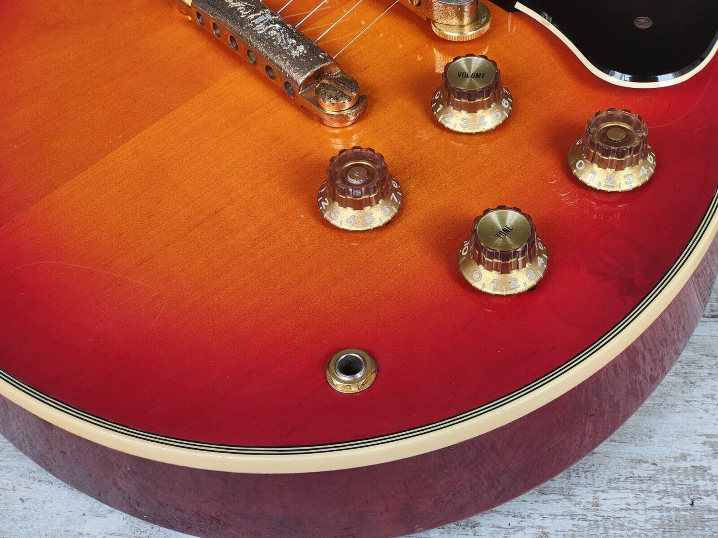 1980 Yamaha Japan SG-1000 Double Cutaway (Cherry Sunburst)