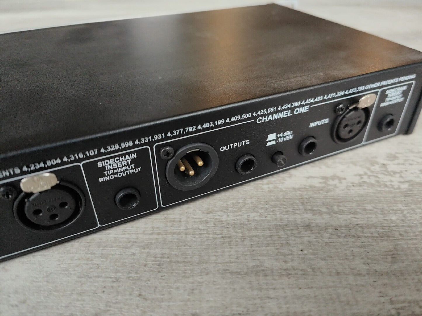 dbx 266xs Dual-Channel Compressor/Gate