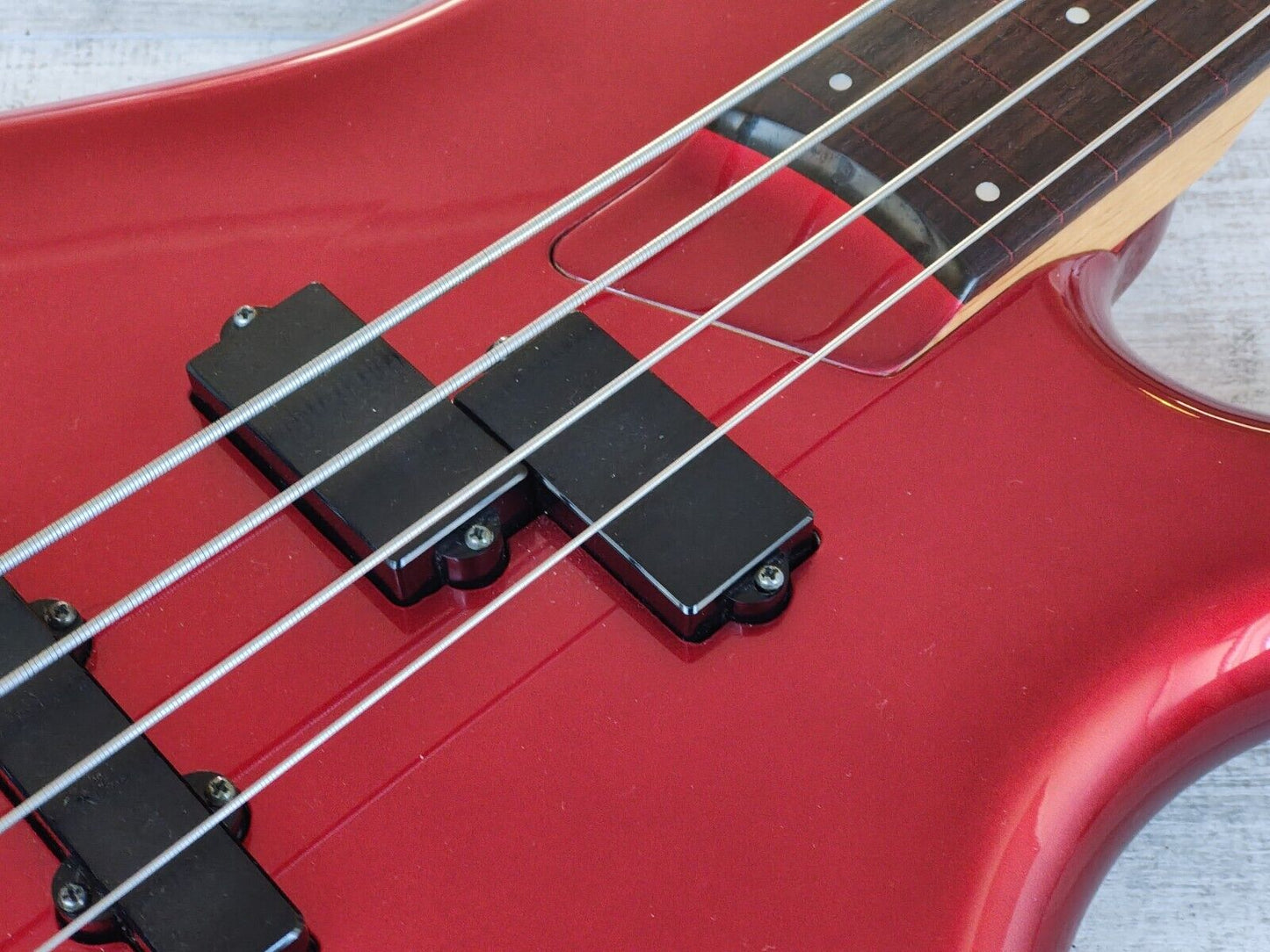 1991 Ibanez Japan SR-600D SDGR Soundgear Fretless Bass (Ruby Red)