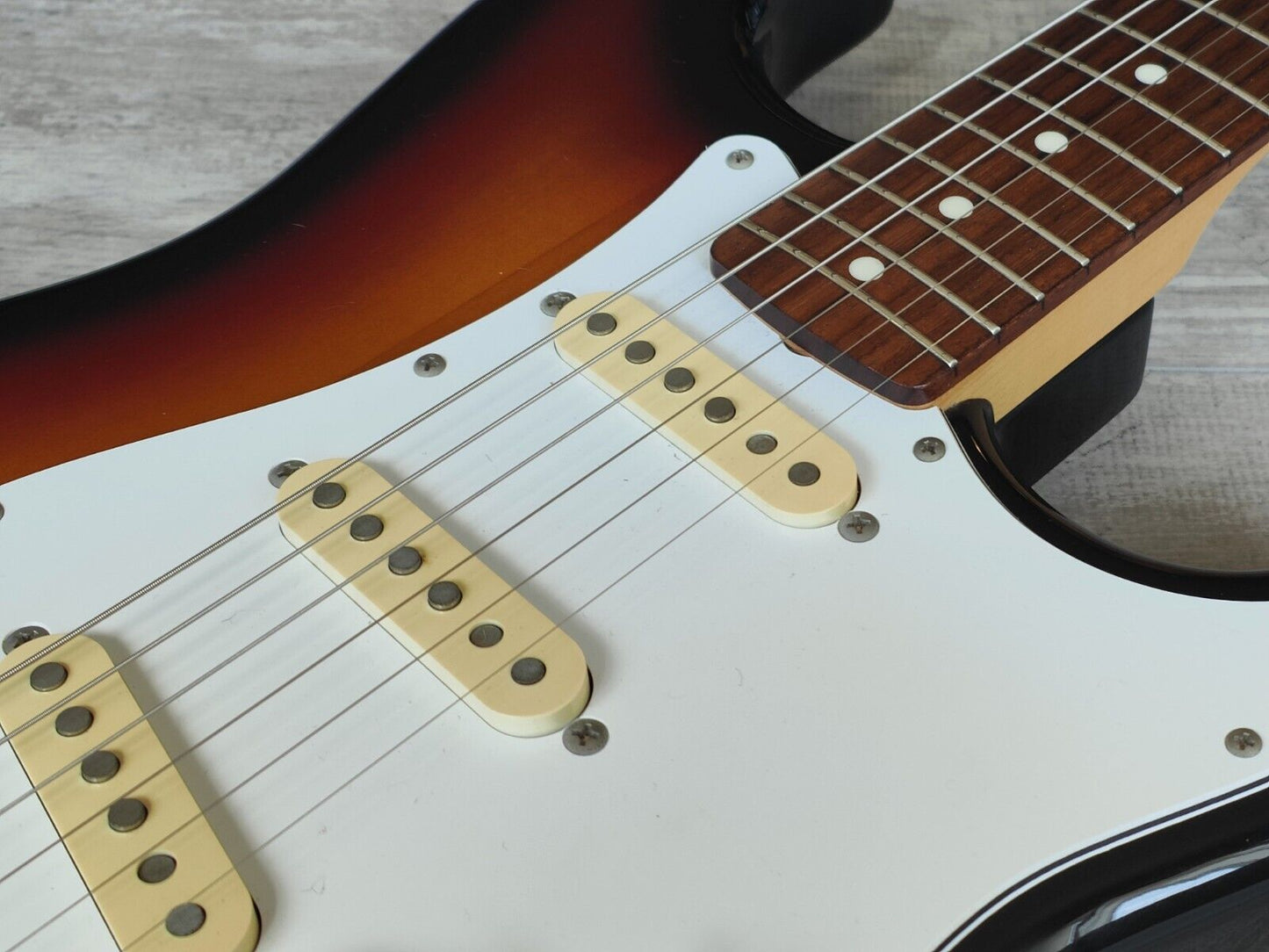 2012 Fender Japan ST-STD Stratocaster Standard (Sunburst)