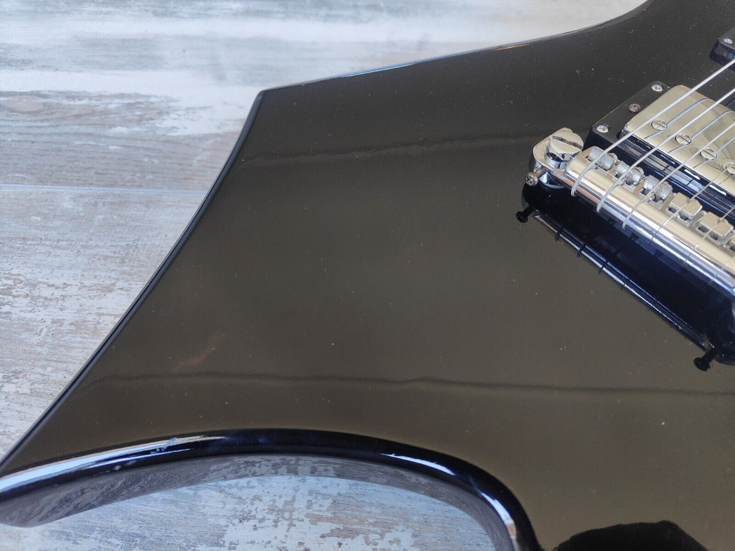 2000's BC Rich Warlock (Black)