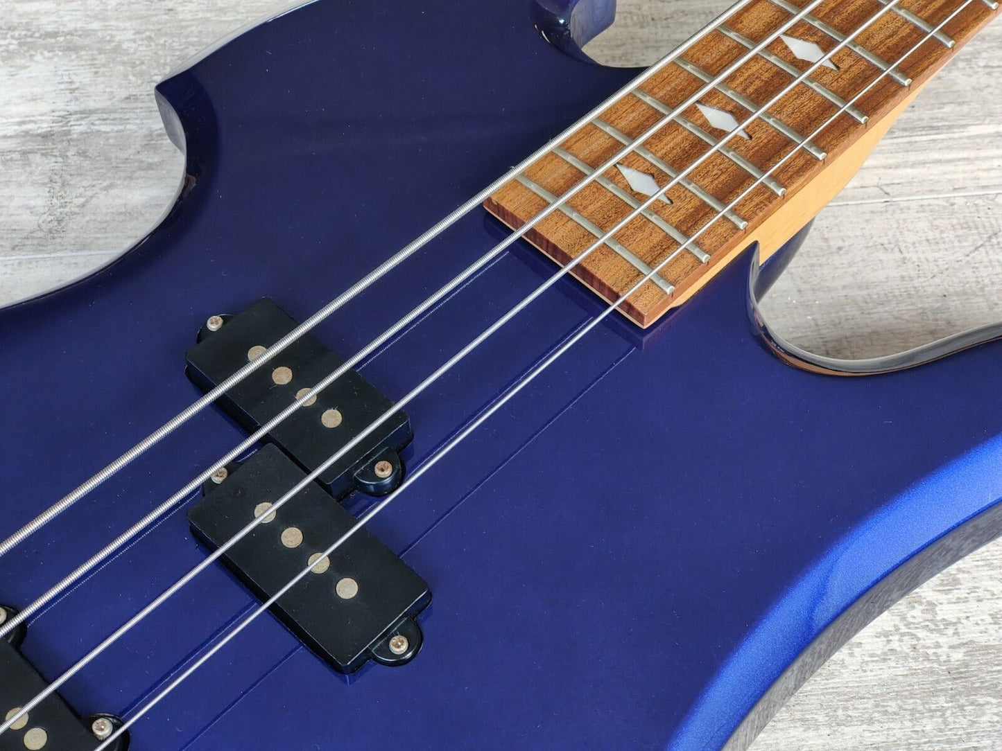 2000's BC Rich Mockingbird Bass (Blue)