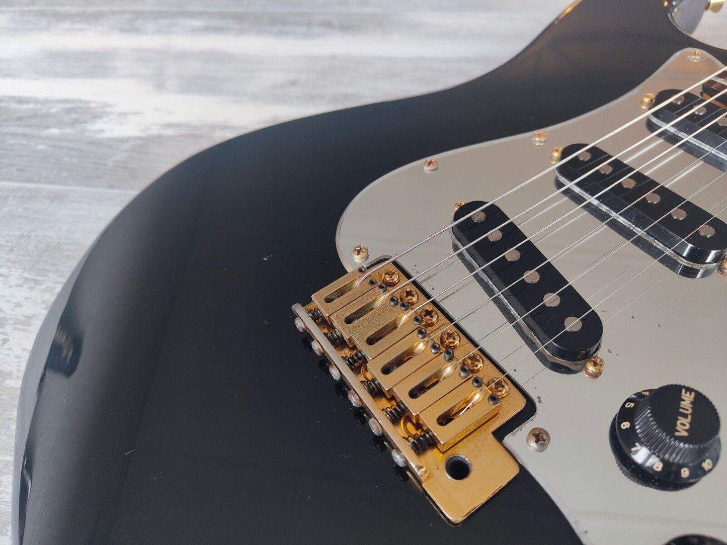 1980's Bill Lawrence (by Morris Japan) BM2R-55G Stratocaster (Black)