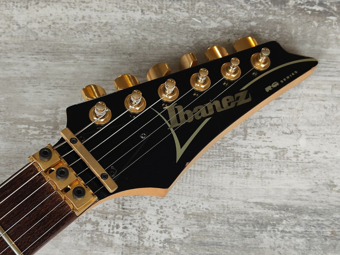 1995 Ibanez Japan RG670 HSH Superstrat (Royal Blue Sunburst)