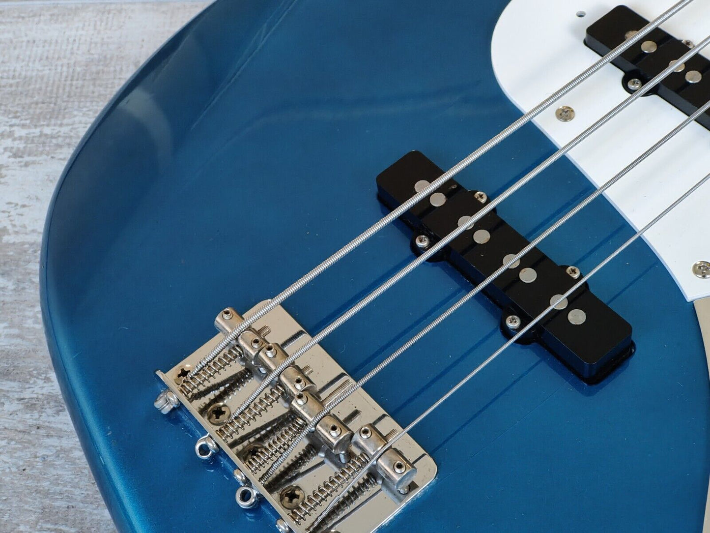 1992 Fender Japan Jazz Bass Standard (Lake Placid Blue)