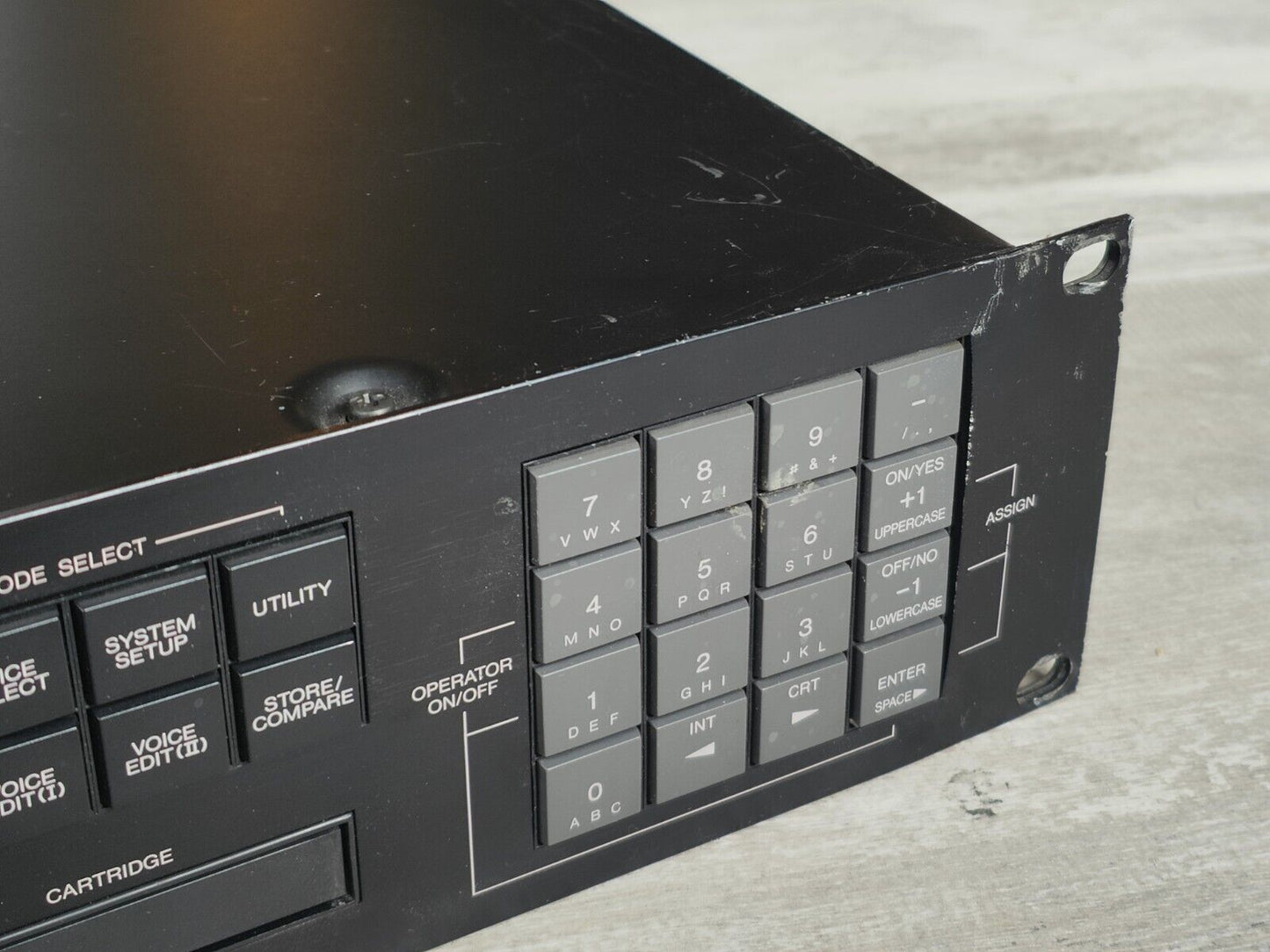Yamaha TX802 FM Tone Generator Rack Unit