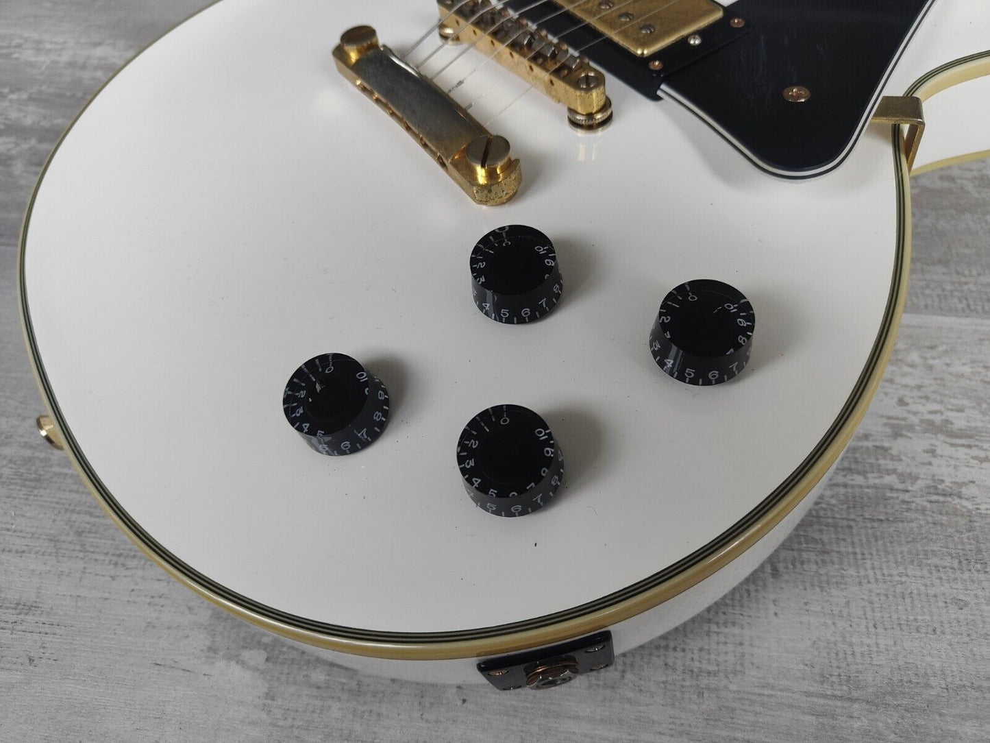 2015 Epiphone Les Paul Custom Pro (Alpine White)