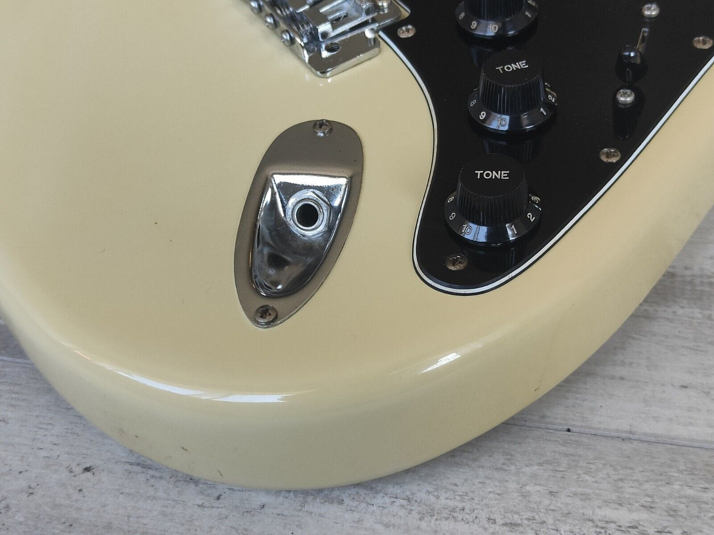 1982 Tokai Japan SS-48 Silver Star Stratocaster (Vintage Olympic White)