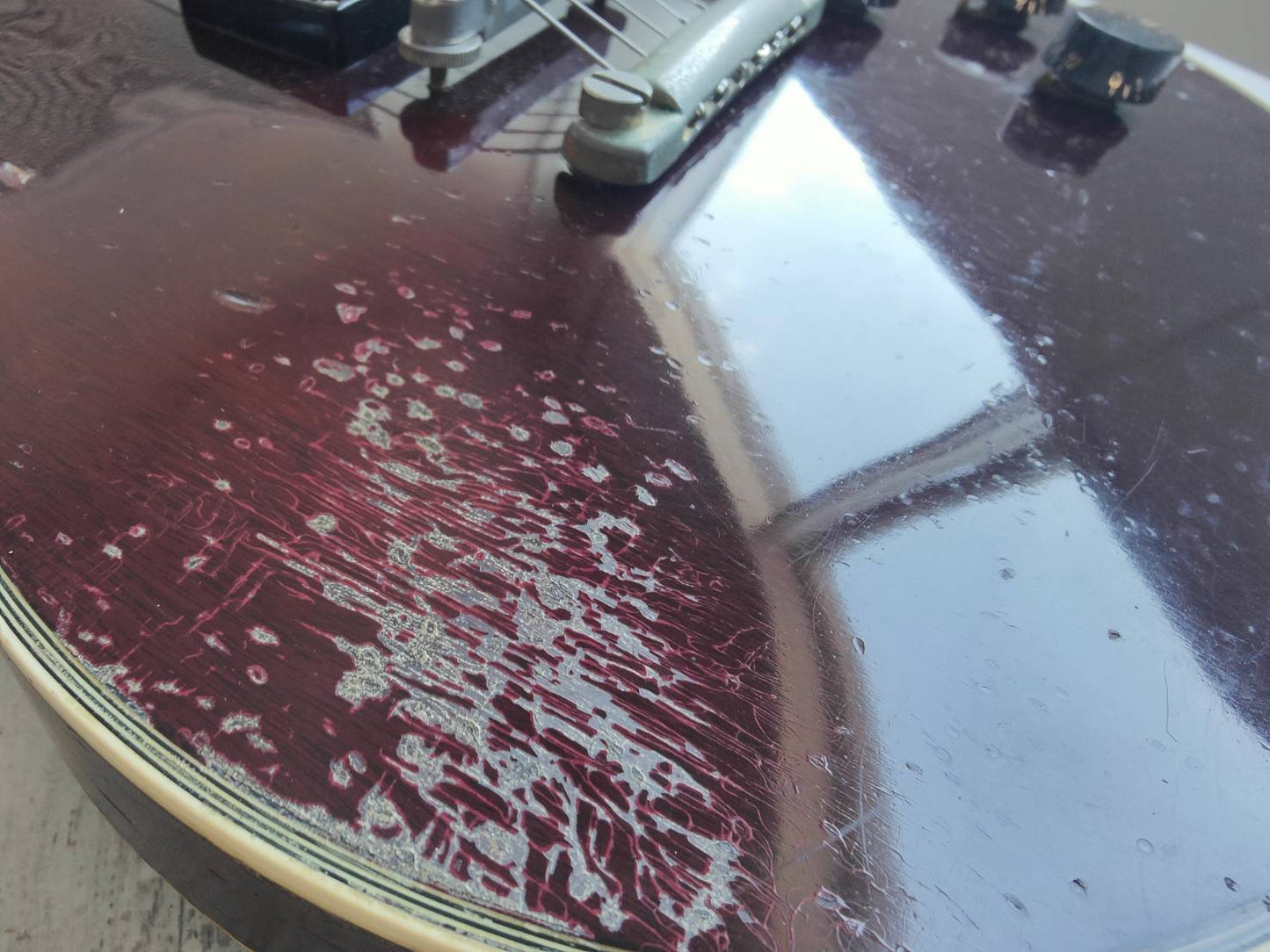 1979 Tokai Japan LC-100 Les Paul Custom (Wine Red)