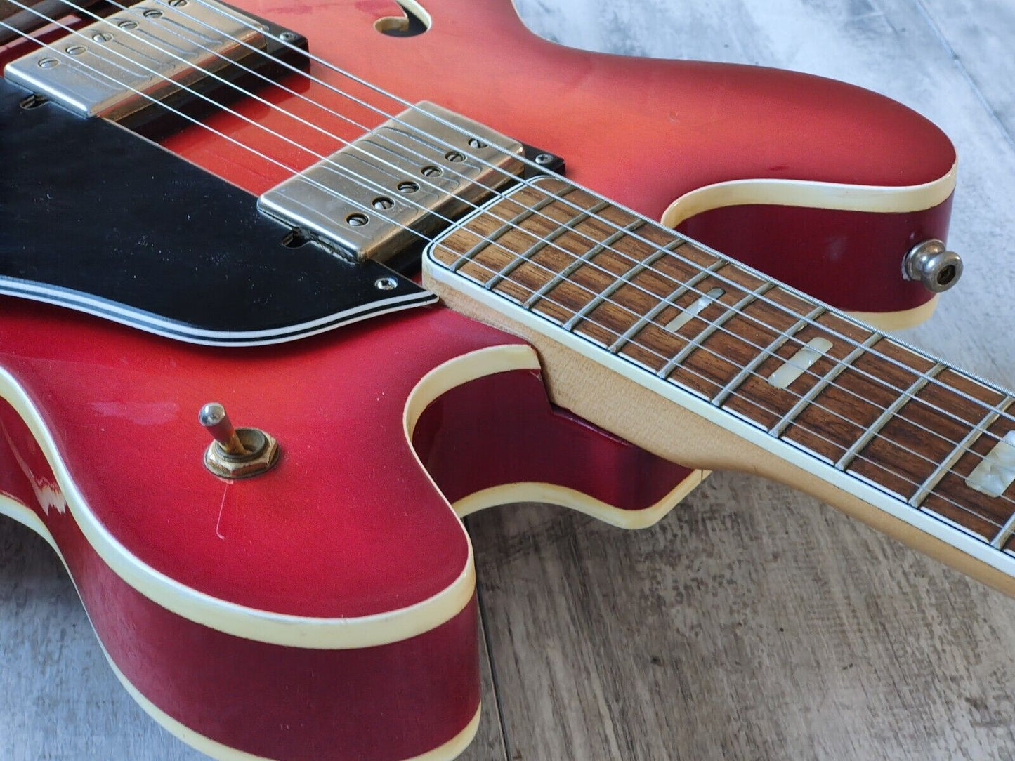 1970's Guyatone (by Matsumoku) SG-28 Hollowbody Guitar (Cherry Red)